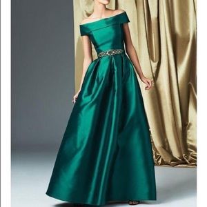 Eliza J emerald green formal dress